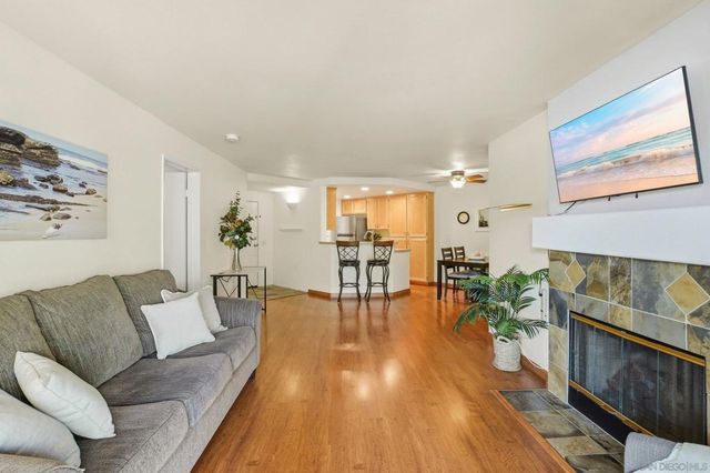 11115 Affinity 8, San Diego, CA 92131