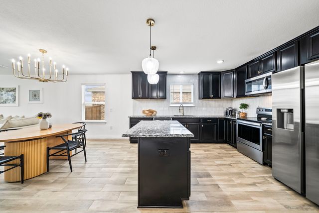 1424 Vernon Drive, Aubrey, TX 76227