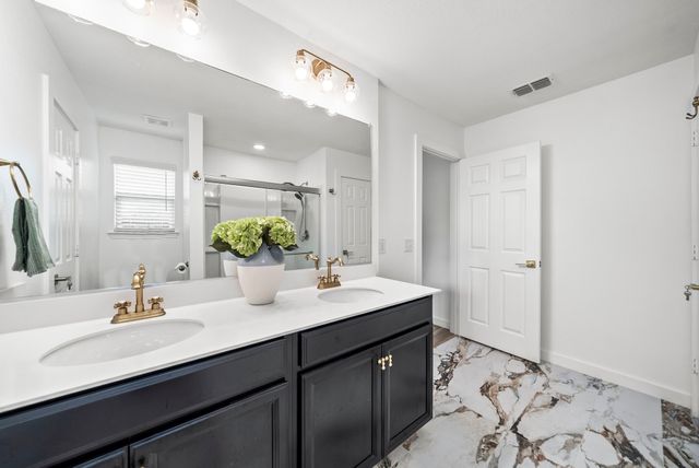 1424 Vernon Drive, Aubrey, TX 76227