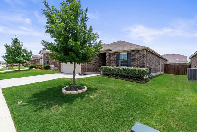 1424 Vernon Drive, Aubrey, TX 76227