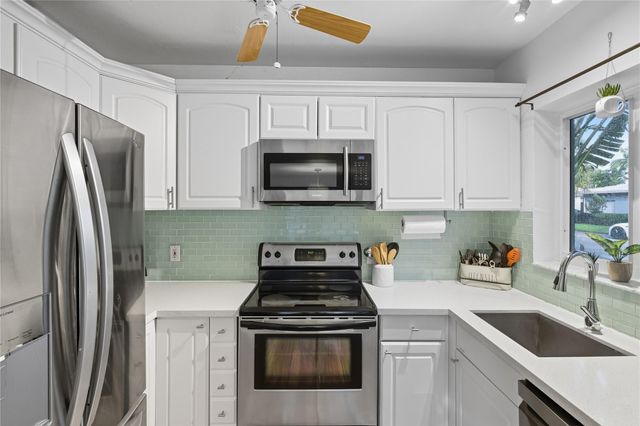 1145 NE 17th Way, Fort Lauderdale, FL 33304