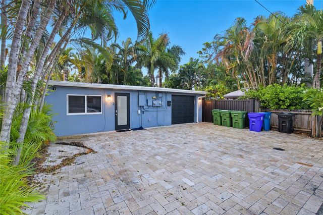 1145 NE 17th Way, Fort Lauderdale, FL 33304