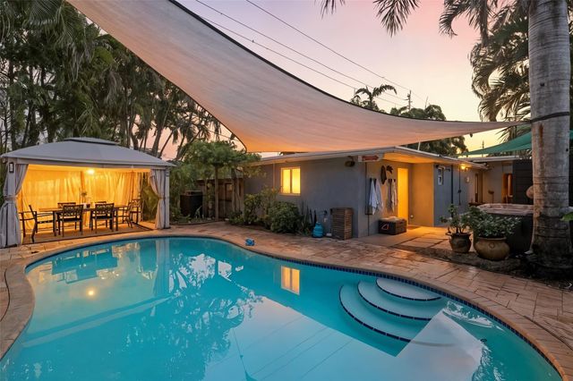 1145 NE 17th Way, Fort Lauderdale, FL 33304