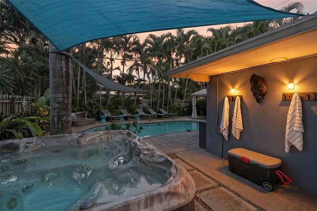 1145 NE 17th Way, Fort Lauderdale, FL 33304