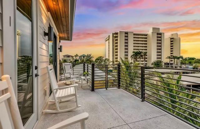 85 AVENIDA MESSINA, Sarasota, FL 34242