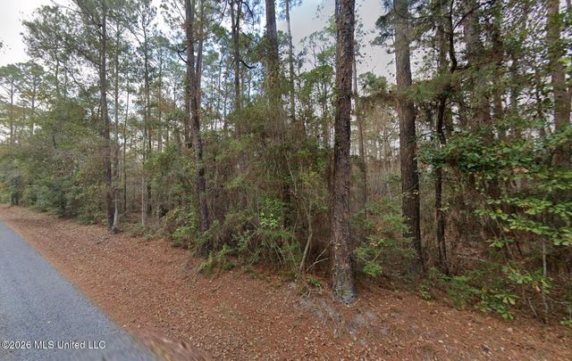 4050 2nd Street, Bay Saint Louis, MS 39520