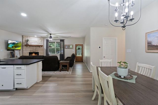 11402 Willis Waukegan Road, Conroe, TX 77303