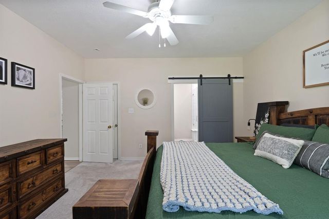 11402 Willis Waukegan Road, Conroe, TX 77303
