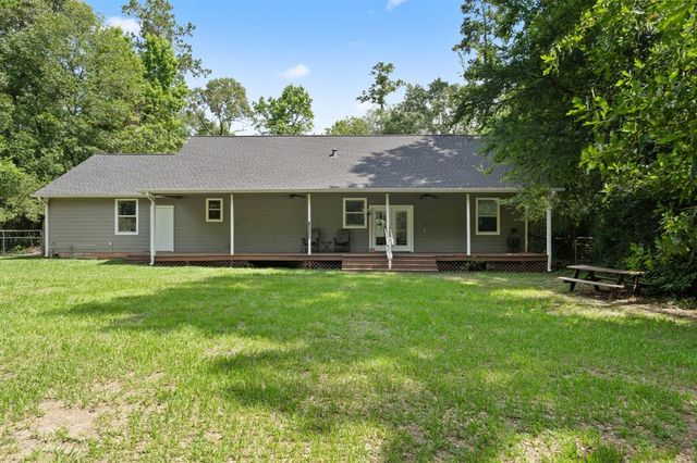 11402 Willis Waukegan Road, Conroe, TX 77303