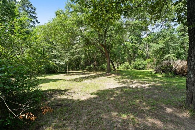 11402 Willis Waukegan Road, Conroe, TX 77303