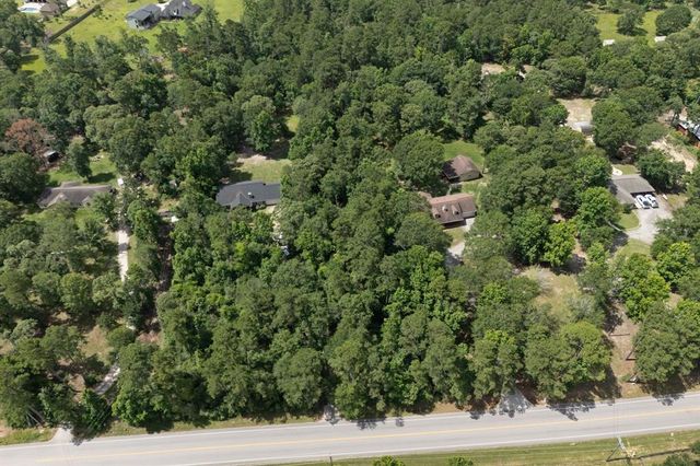 11402 Willis Waukegan Road, Conroe, TX 77303