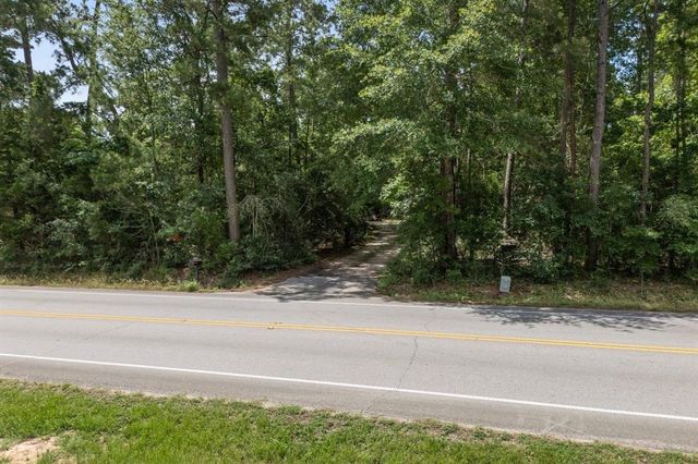 11402 Willis Waukegan Road, Conroe, TX 77303