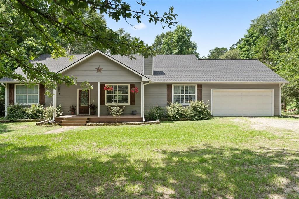 11402 Willis Waukegan Road, Conroe, TX 77303