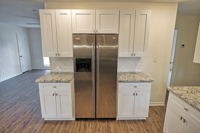 906 Avenue A, Sweeny, TX 77480