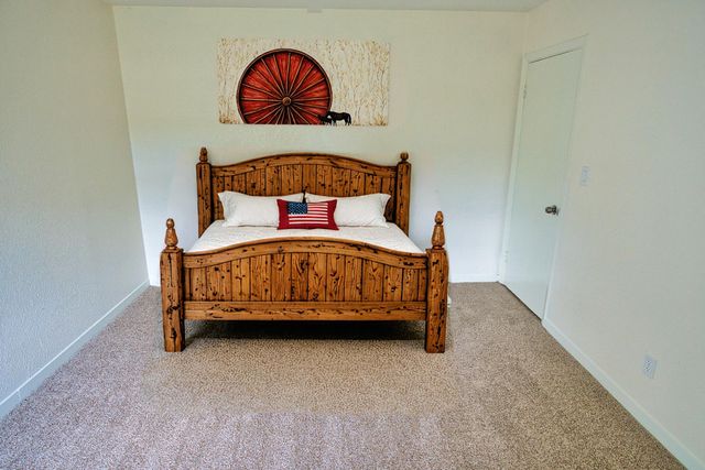 906 Avenue A, Sweeny, TX 77480