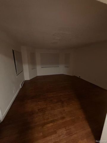 15469 Troester Street, Detroit, MI 48205