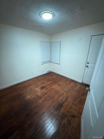 15469 Troester Street, Detroit, MI 48205