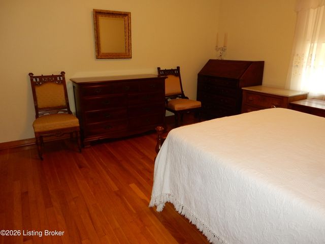 283 Tollview Dr, Shepherdsville, KY 40165