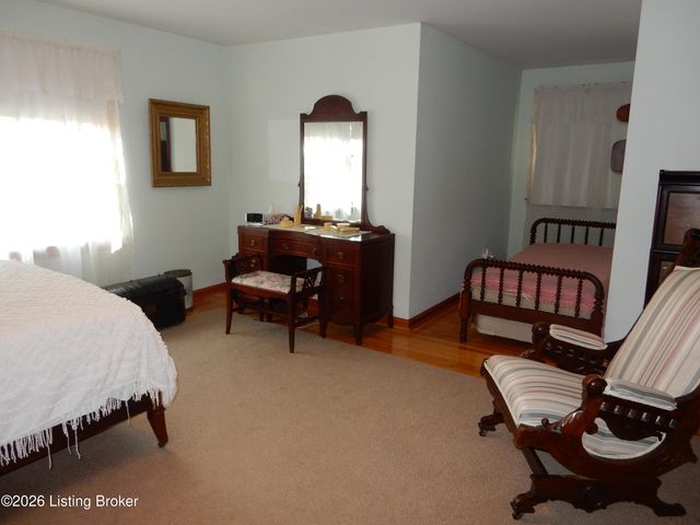 283 Tollview Dr, Shepherdsville, KY 40165