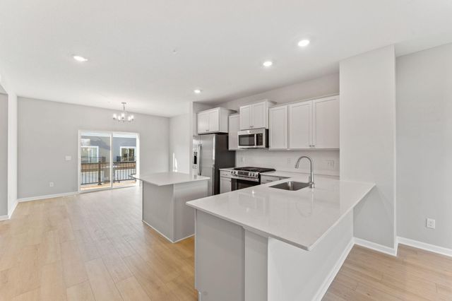 1526 Traverse Lane, West Saint Paul, MN 55118