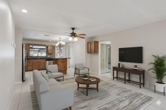 6246 SILVER GLEN COURT, Orlando, FL 32819