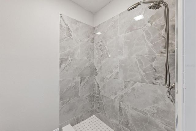 6246 SILVER GLEN COURT, Orlando, FL 32819