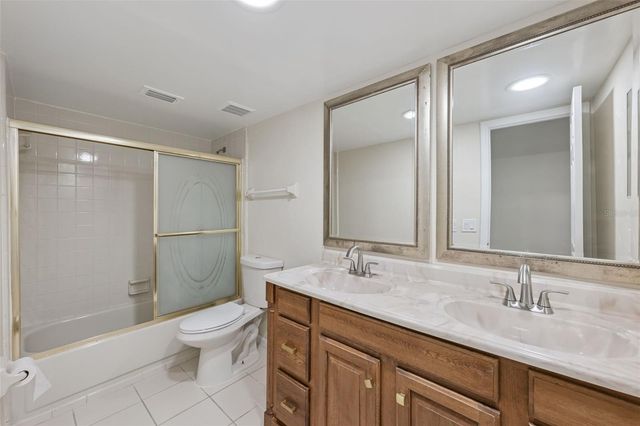 6246 SILVER GLEN COURT, Orlando, FL 32819