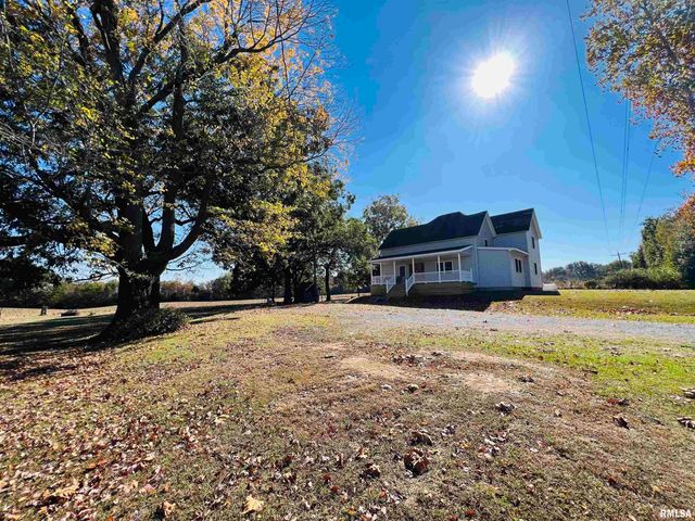 17064 Old Frankfort Road, Johnston City, IL 62951