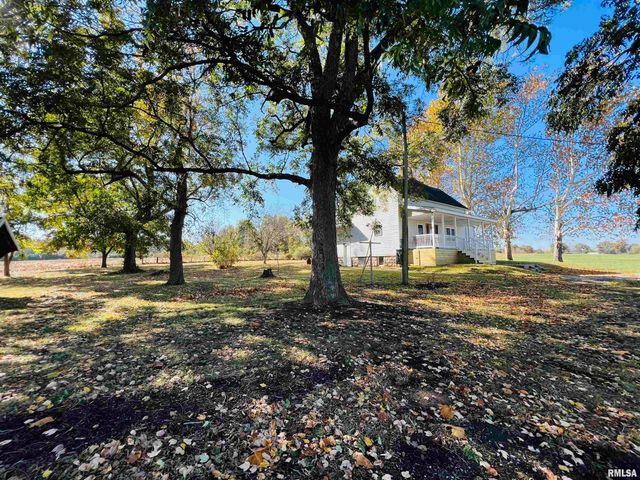 17064 Old Frankfort Road, Johnston City, IL 62951