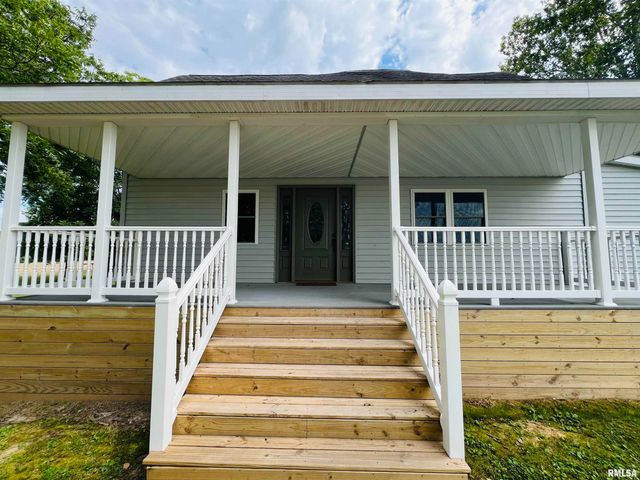 17064 Old Frankfort Road, Johnston City, IL 62951