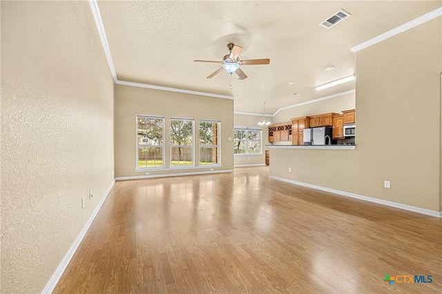 115 Squire Loop, Belton, TX 76513