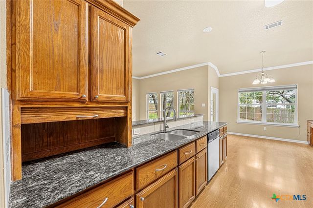 115 Squire Loop, Belton, TX 76513