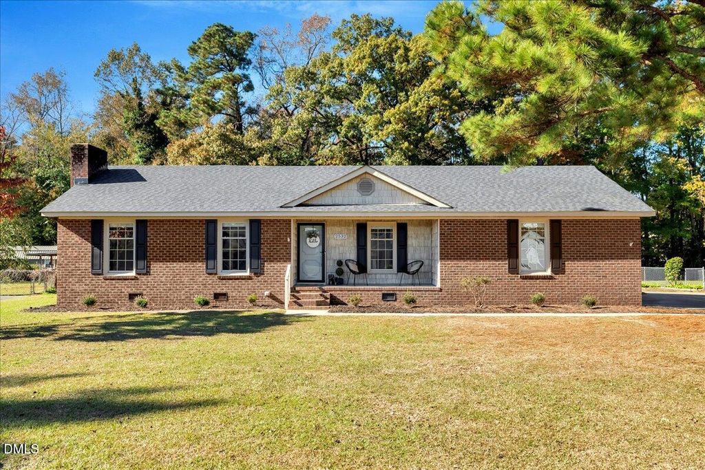 2532 Irvin Drive, Kinston, NC 28504