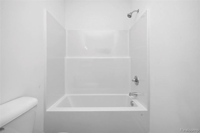 21963 Deer Brook Dr Drive 1, Southfield, MI 48075