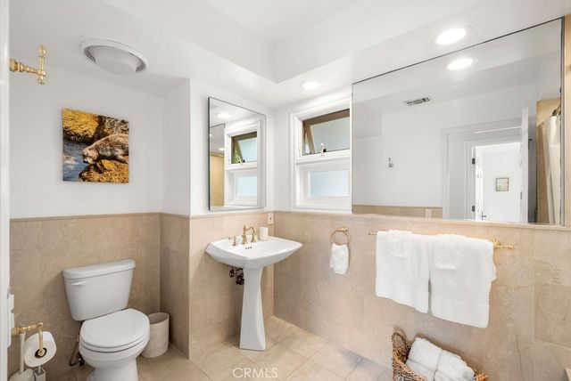 1651 Thurston Drive, Laguna Beach, CA 92651
