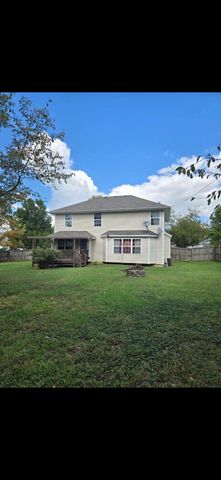 2236 E Lee Street, Republic, MO 65738
