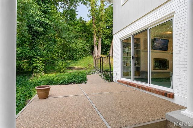 590 Watch Hill Road, Collinsville, IL 62234