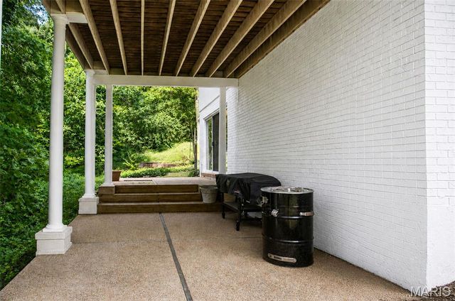 590 Watch Hill Road, Collinsville, IL 62234
