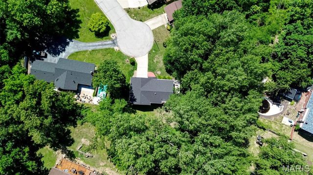590 Watch Hill Road, Collinsville, IL 62234