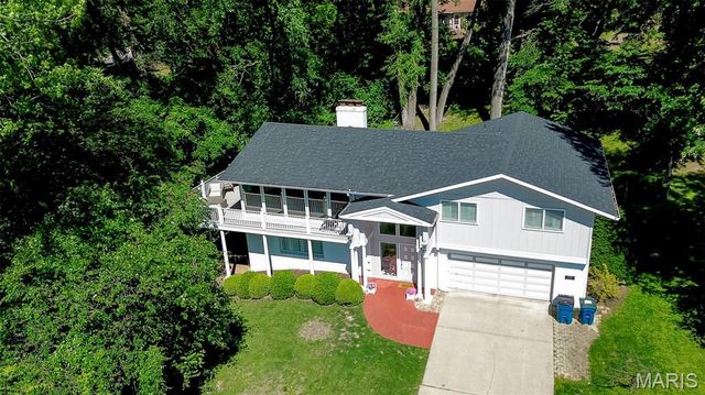 590 Watch Hill Road, Collinsville, IL 62234