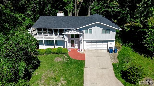590 Watch Hill Road, Collinsville, IL 62234