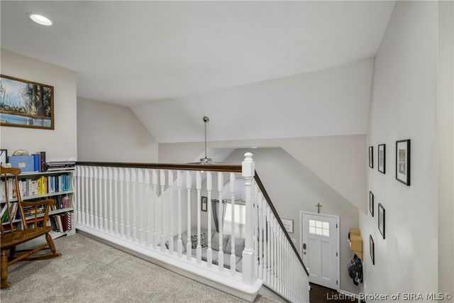 7505 Blue Sky Drive, Sellersburg, IN 47172
