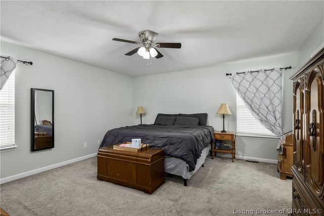 7505 Blue Sky Drive, Sellersburg, IN 47172