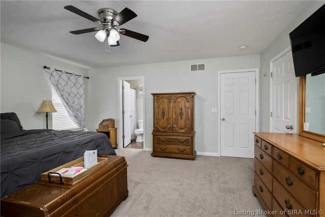 7505 Blue Sky Drive, Sellersburg, IN 47172