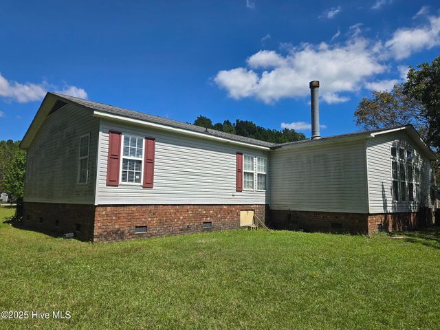 151 Graytown Road, Jacksonville, NC 28540