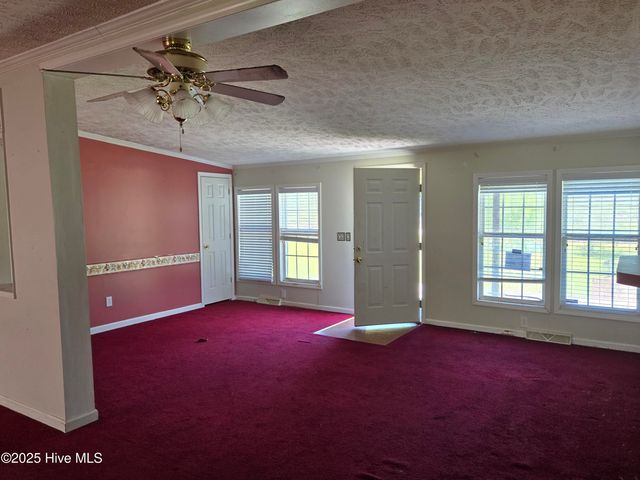 151 Graytown Road, Jacksonville, NC 28540