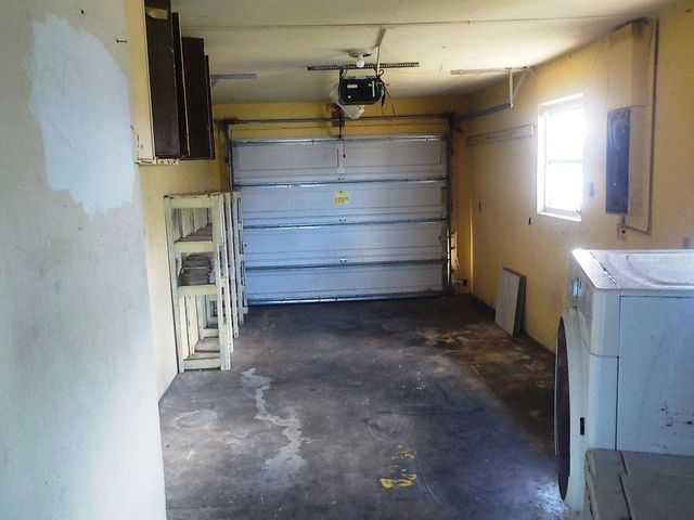 30 OAKLAND HILLS COURT, Rotonda West, FL 33947