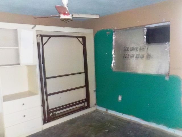 30 OAKLAND HILLS COURT, Rotonda West, FL 33947