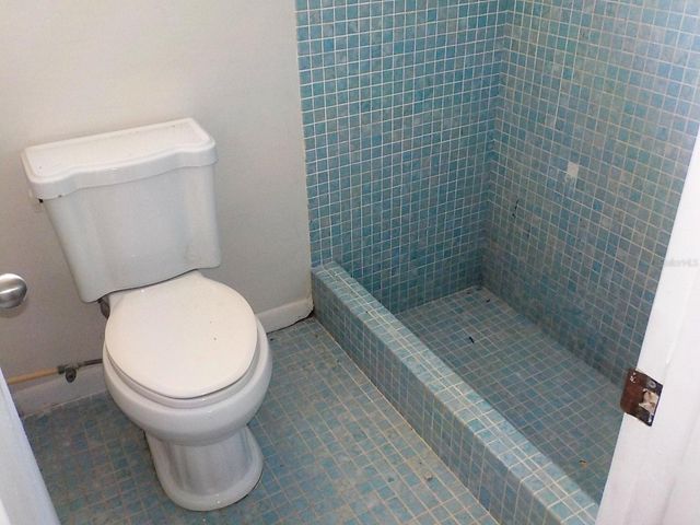 30 OAKLAND HILLS COURT, Rotonda West, FL 33947