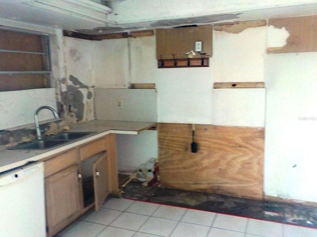 30 OAKLAND HILLS COURT, Rotonda West, FL 33947